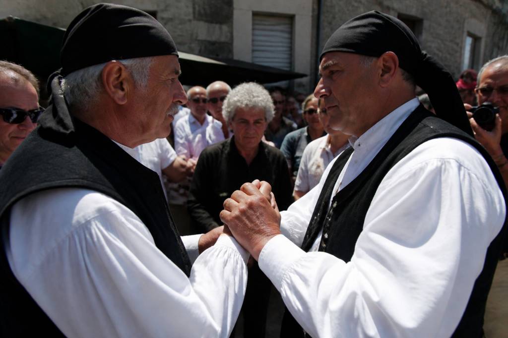 Le catenacciu en Corse : histoire, déroulement et signification