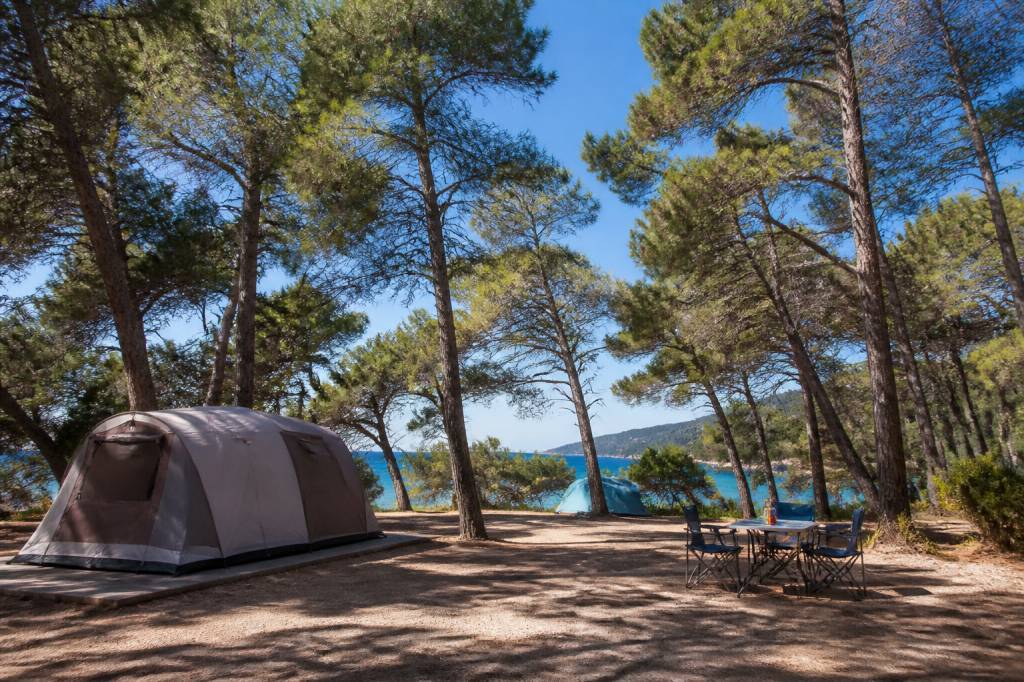 Camping municipal corse : où dormir au meilleur prix sur l’île de beauté