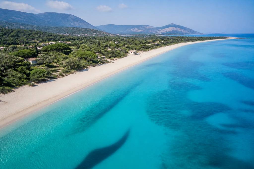 Anghione plage : que voir et faire sur cette plage de Haute-Corse
