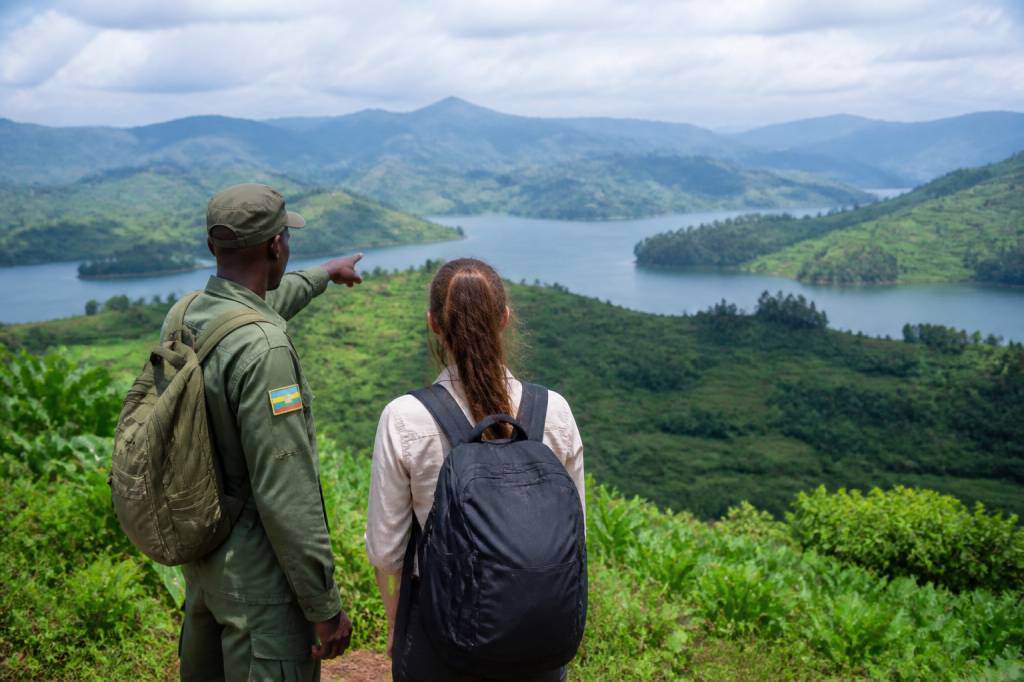 Agence de voyage au rwanda : comment choisir le bon accompagnement pour votre séjour