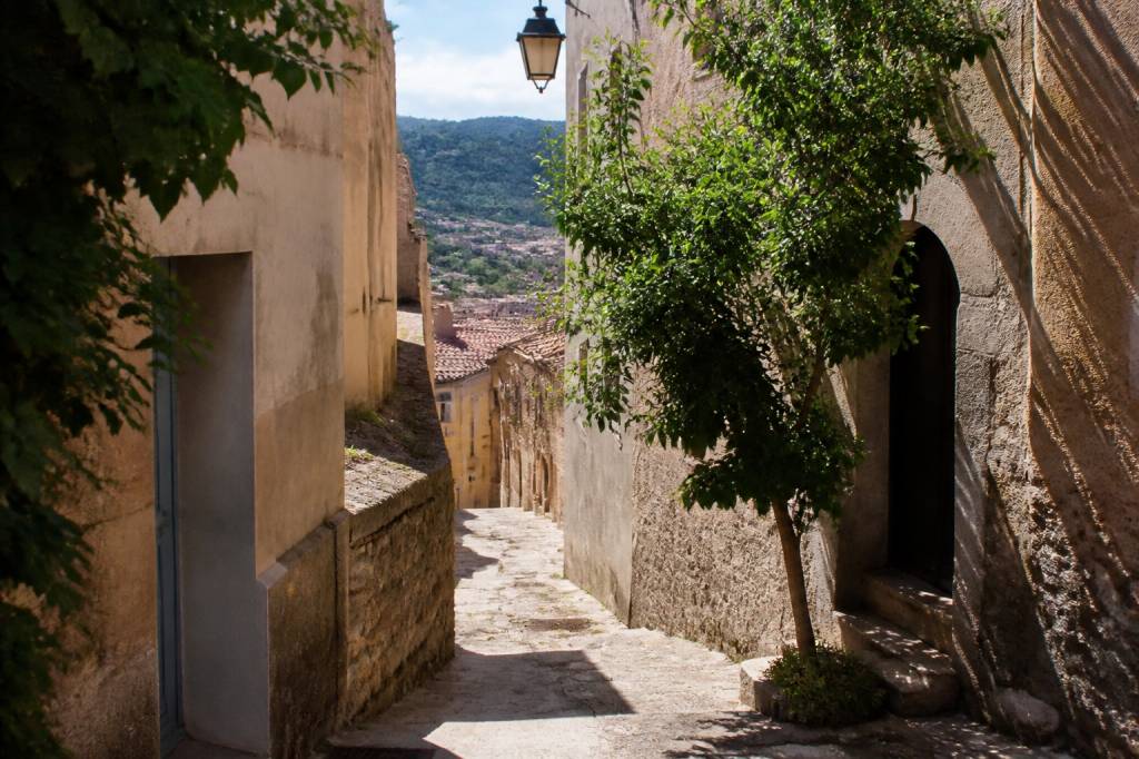 Vieille ville Porto Vecchio : découvrir le cœur historique de la cité corse