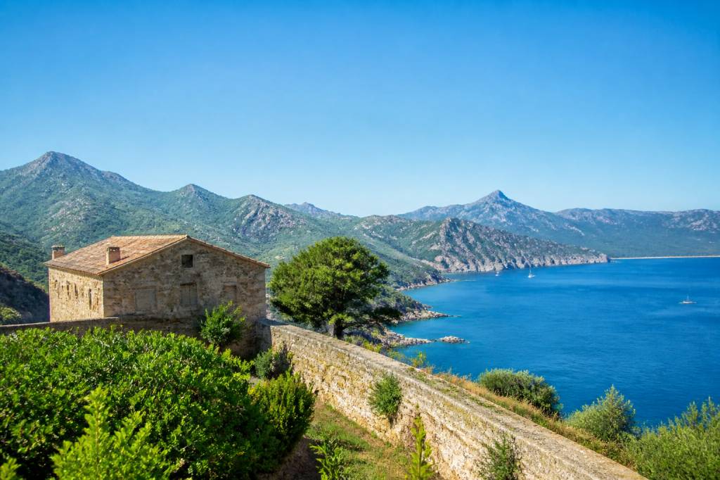 Corse travel : idées de séjour entre plages, villages et gastronomie corses