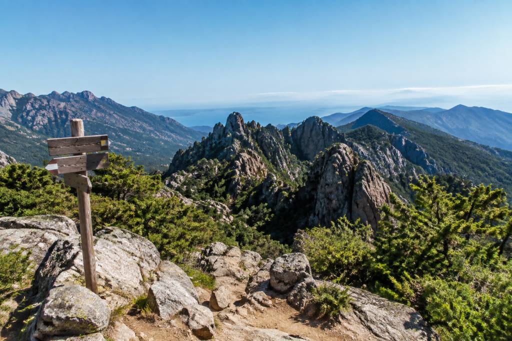 Altitude du col de Bavella : guide pratique pour une randonnée en Corse