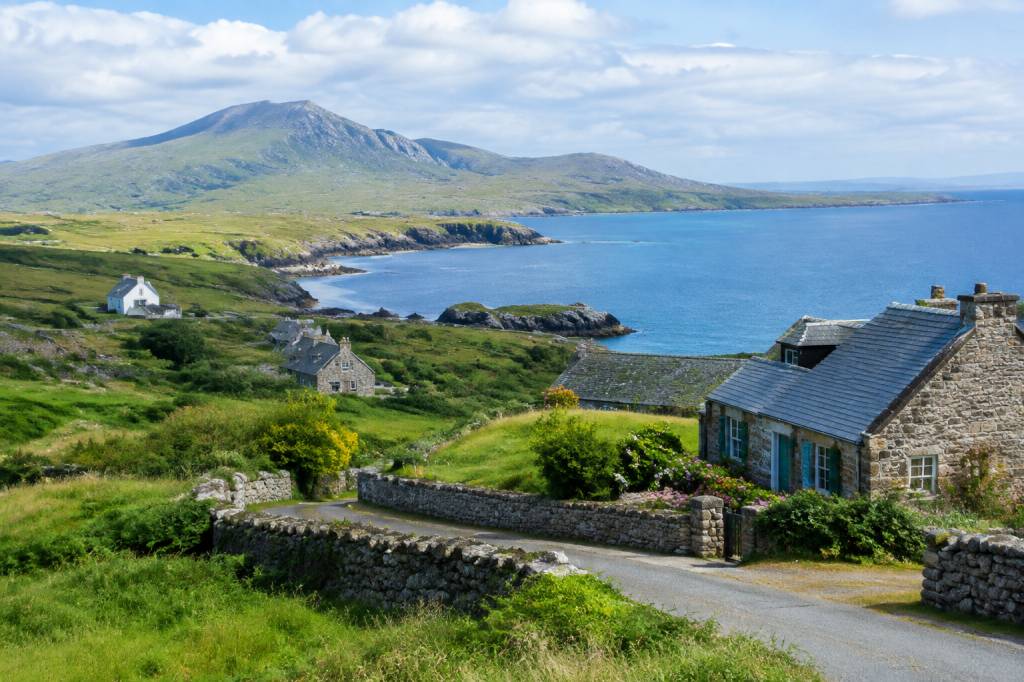 Campagne irlandaise en Corse : paysages, villages et traditions à découvrir