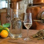 Distillerie Mattei : histoire, savoir-faire et découverte des spiritueux corses