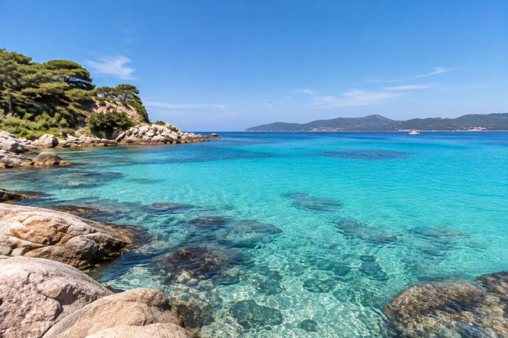 Criques Porto-Vecchio : les plus beaux coins de baignade à découvrir en Corse