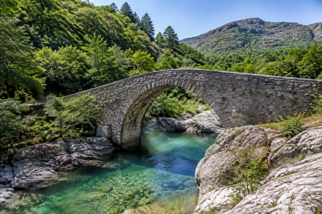 Pont de Frasseta en Corse : découverte d’un site naturel préservé